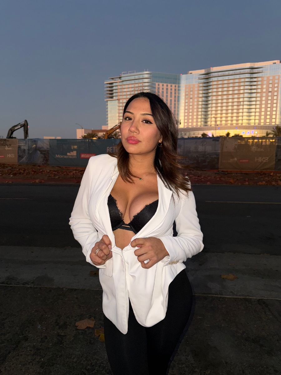 Take a pause and enjoy Ali Cruz — streaming from Phnom Penh