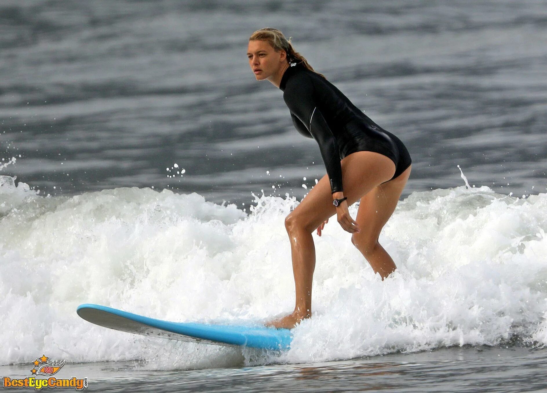 Kelly Rohrbach underwear in Phnom Penh